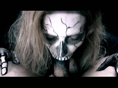 ❤️ Dämonenmädchen lutscht Schwanz mit ihrem schwarzen Mund und schluckt Sperma. ❤️❌ Super sex bei porn de.porn-tub-sexer.ru ❤